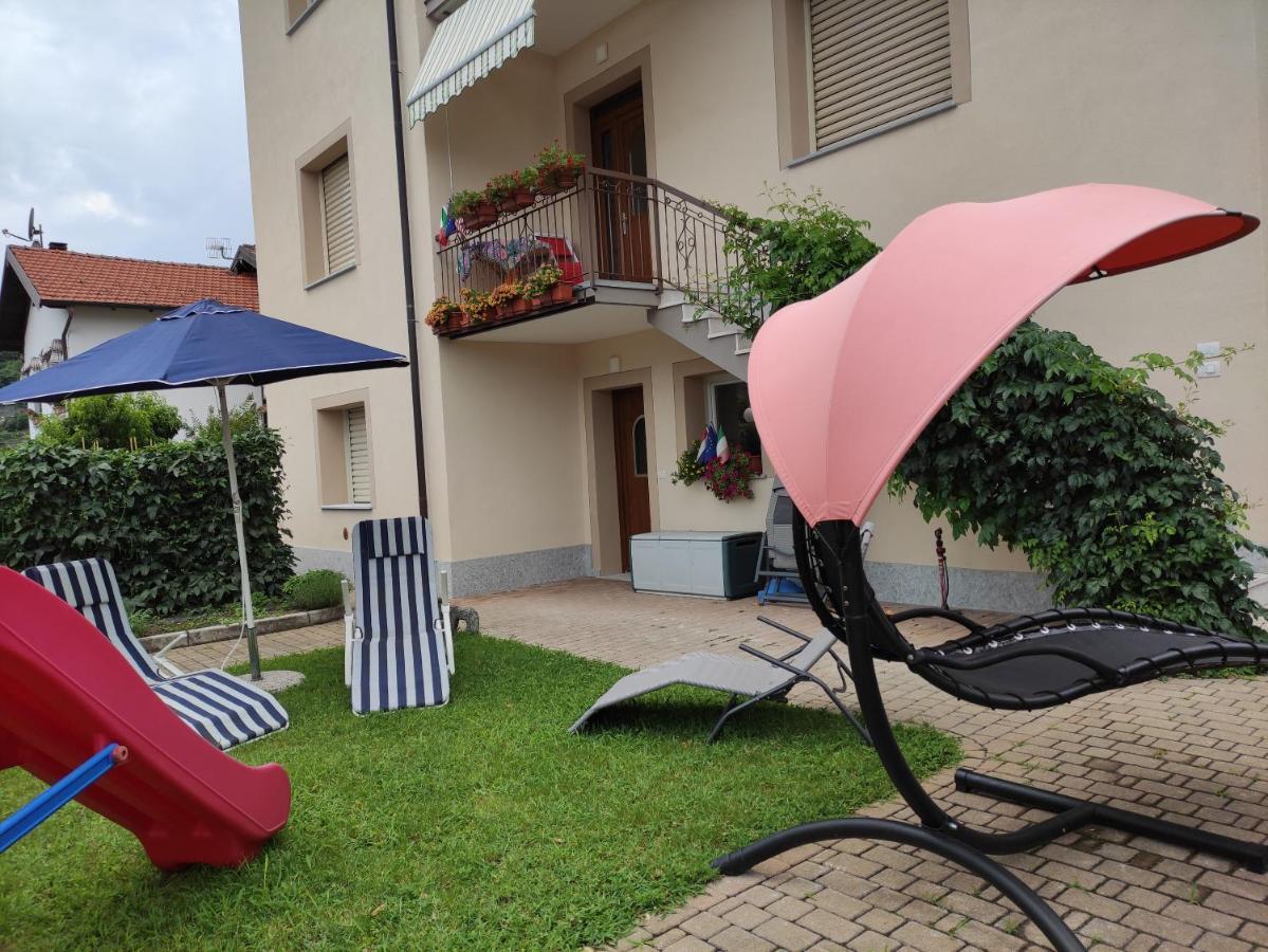 Il Nido Del Merlo Parcheggio E Giardino Verbania Kültér fotó